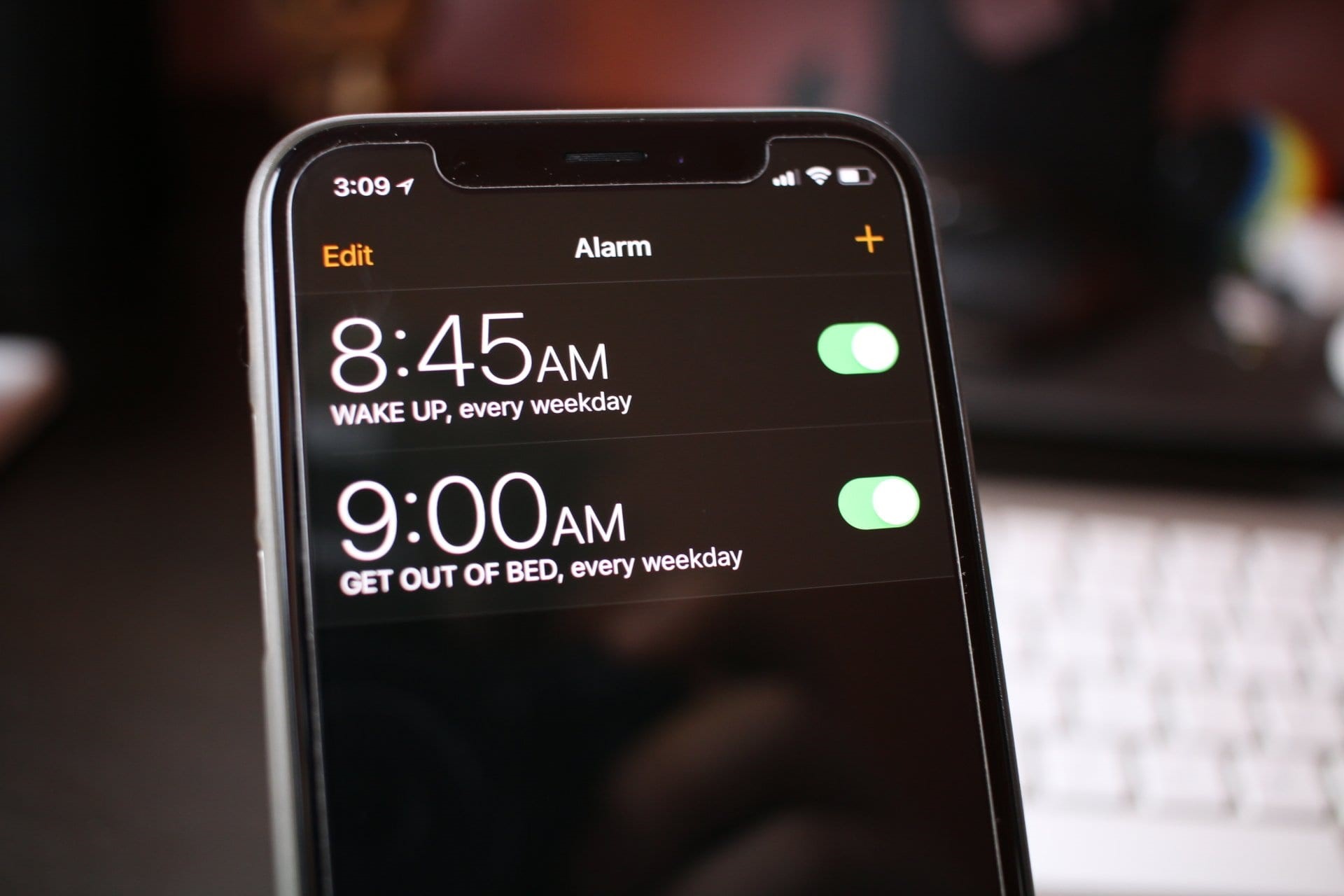 how-to-change-alarm-sounds-on-iphone-bigbery