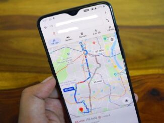 How to track someones location in google Maps